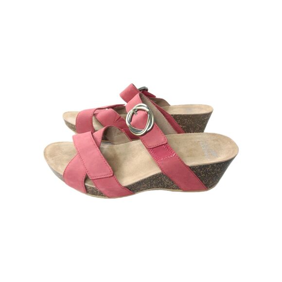 Dansko Women's Susie Red Milled Nubuck Sandal Size 40 EU | 9.5-10 US - Picture 2 of 8